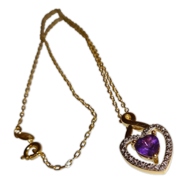 https://cinket.com/img/user/z_Images/public/adventuring-gear/Amulet.png
